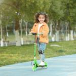 Sparkcykel Barnsparkcykel Hopfällbar Grön av Metall och Plast för Barn 3-8 År Skoter med Lysande Hjul