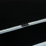 Sidobord i C-Form, Praktiskt Laptopbord för Soffa och Säng, Industriell Design med Träskiva och Metallram, Rustik Brun, 40,6 x 50,8 x 64,2 cm