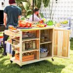 Grillvagn Serveringsvagn med Arbetsyta Natur av Trä för Trädgård och Terrass BBQ Grillbord med Handdukshängare 134,5 x 50 x 91,5 cm