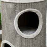 Klöstunna 2 Våningar Ljusgrå Sisal och Plysch för Katter Kattgrotta med Klösyta och Mjuk Kant Kompakt 60 cm Hög Ø 35 cm