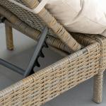 Justerbar Solsäng i Konstrotting, Bekväm Solstol med Dyna, Väderbeständig Design för Trädgård och Pool, Natur/Khaki, 200 x 66 x 92 cm