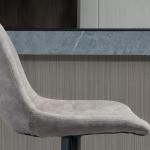 Set med 2 Barstolar i Retrodesign med Fotstöd, Höj- och Sänkbar, Gaslyft, Grå + Svart