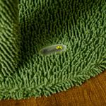 Skrapstolpe Kattträd Grön av Sisal och Plysch för Små Katter Kaktusdesign med 2 Våningar och Lekboll Stabil Ø 49 x 111 cm