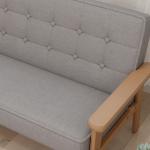 Barnfåtölj Sammet Grå Trä och Tyg för Barnrum Bekväm Barnsoffa med Stoppning och Armstöd för Barn 3–15 År Mjuk Design