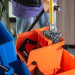 Rengöringsvagn Städvagn med Käftpress Orange Blå av Plast och Metall för Hushåll och Kontor Vagn med 2 Hinkar och Förvaring