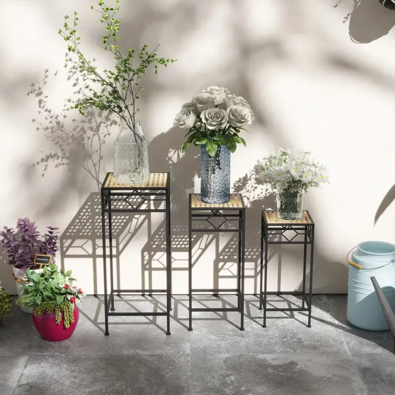 Växtställ Blomsterpall Guld av Metall med Rottinglook 3