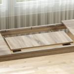 Utdragbart Matbord 180-260 cm för 6-10 Personer i Trä