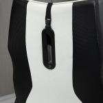 Ergonomisk Gamingstol i Konstläder, Bekväm Datorstol med Vippfunktion, Sportig Design för Spel och Arbete, Svart/Vit, 67 x 75 x 106-112 cm