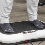 Vibrationsplatta för Hemmaträning, Effektiv Träningsmaskin med Gummiband, 99 Hastighetsnivåer för Helkroppsträning, Svart, 200 W