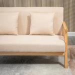 Soffa Loveseat Beige av Tyg med Linnelook och Trä för Små Rum 2-Sits Dubbelsoffa med Svankkuddar