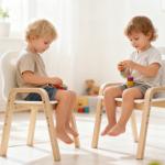 Barnstolar 2 pack Vit Furuträ för Barnrum och Lekrum Justerbara Stolar med Halkskydd för Barn 3 till 15 år Ergonomisk och Stabil