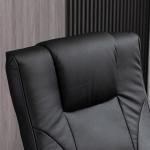 Snurrbar Massagestol med Pall, Bekväm Relaxfåtölj i Konstläder med Liggfunktion, Ergonomisk Vilostol för Vardagsrum, Svart, 73 x 83 x 106 cm