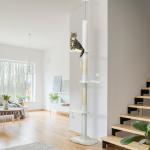 Takhögt Kattträd, Justerbar Höjd, Sittplattformar, Tippskydd, Lekbollar, Vit, 2,25–2,55 m