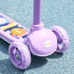 Sparkcykel för Barn med LED-hjul och Justerbart Styre för Lek och Motion Stabil och Lättmonterad Lila Plast och Stål