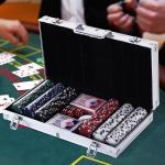 Pokerset Prisvärd Silver Aluminium för Spelkväll med 300 Marker och Tillbehör i Låsbart Fodral för Texas Holdem och Blackjack