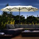 Dubbelparasoll med Solcellspanel och 35 LED-Lampor för Terrass Hållbar och Stabil Beige Polyester och Stål 2,92 x 1,50 x 2,18 m