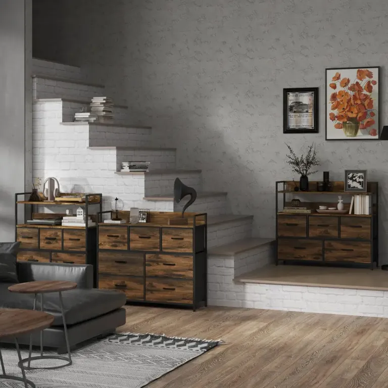 Byrå i Industriell Design med 7 Tyglådor, Brun