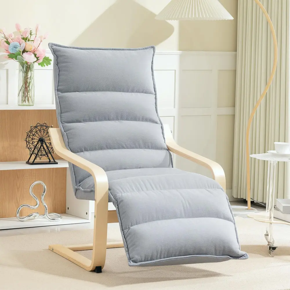 Birchwood Lounge Chair Stoppad Fåtölj med Fotstöd