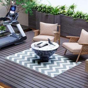 Vattentät Utomhusmatta, Slitstark Plastmatta för Balkong, Lättskött Matta för Uteplatsen, Ljusgrå/Vit, 121 x 182 cm